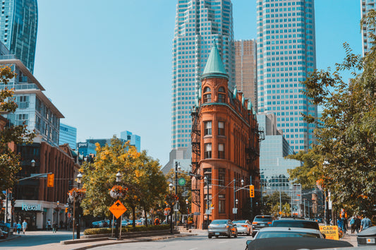 Flatiron épület a nyári Torontóban